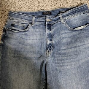 Judy Blue Women's Light Blue Boyfriend Jeans 16W